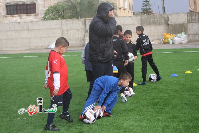  فيديو : الاولاد شكرا عموعادل والرئيس في افتتاح الملعب  تكفيني هذه الابتسامة لأولادنا , ومن اجلها سأعمل المزيد مبروك لبلدي  .. 